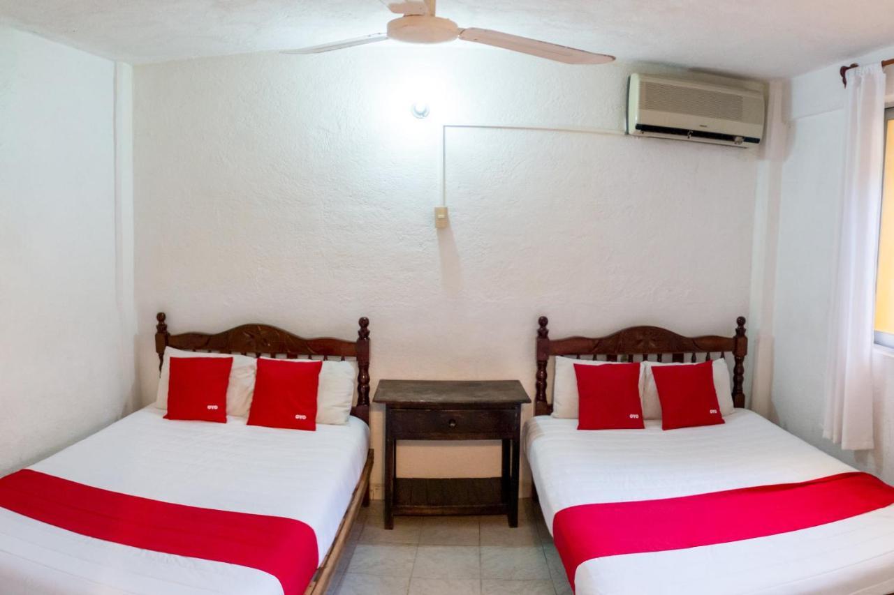 OYO Hotel Casa Bravo Zihuatanejo Exterior foto