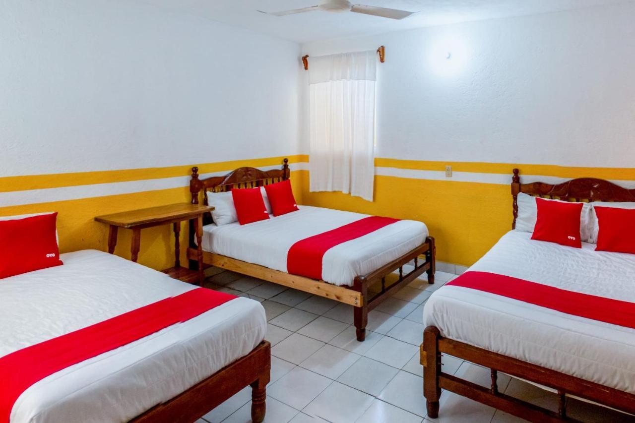 OYO Hotel Casa Bravo Zihuatanejo Exterior foto